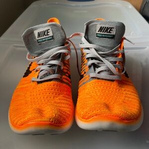 Nike Mens Free RN Flynit size 12